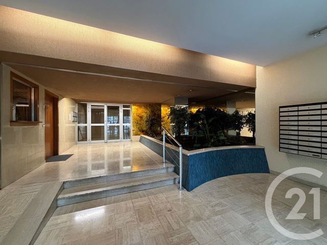 Appartement F4 à vendre - 4 pièces - 86.15 m2 - PARIS - 75019 - ILE-DE-FRANCE - Century 21 Flandre Crimée