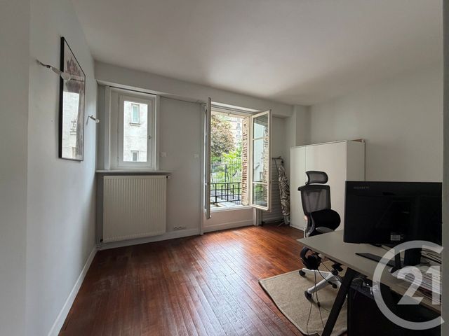 Appartement F3 à vendre - 3 pièces - 77.43 m2 - PARIS - 75019 - ILE-DE-FRANCE - Century 21 Flandre Crimée