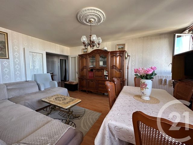 Appartement F3 à vendre - 3 pièces - 70.2 m2 - PARIS - 75019 - ILE-DE-FRANCE - Century 21 Flandre Crimée