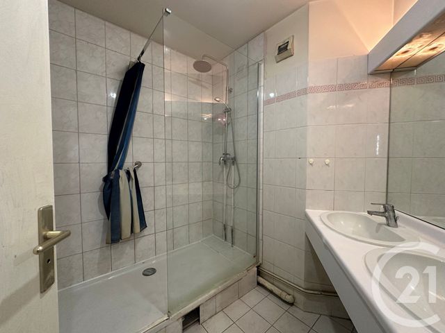 Appartement F3 à vendre - 3 pièces - 64.85 m2 - PARIS - 75019 - ILE-DE-FRANCE - Century 21 Flandre Crimée