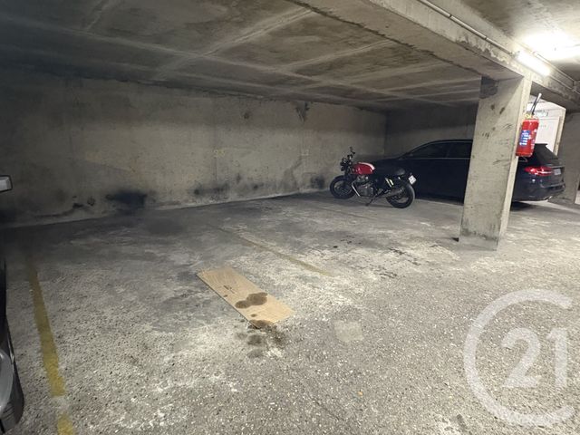 parking à vendre - 11.13 m2 - PARIS - 75010 - ILE-DE-FRANCE - Century 21 Flandre Crimée