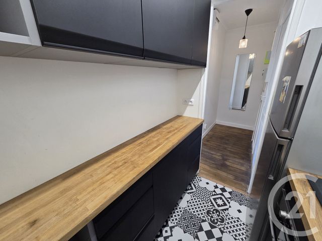 Appartement F2 à louer - 2 pièces - 31.73 m2 - PARIS - 75019 - ILE-DE-FRANCE - Century 21 Flandre Crimée