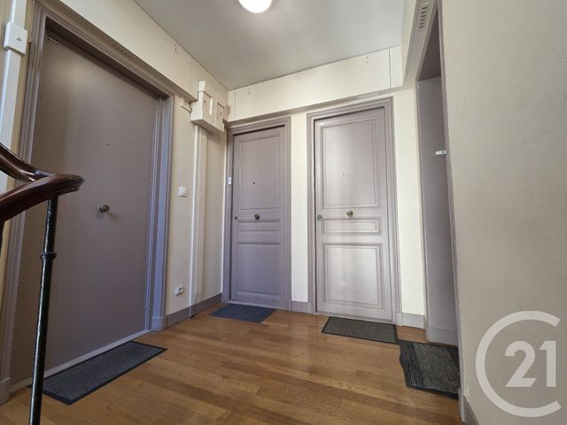 Appartement F2 à louer - 2 pièces - 31.73 m2 - PARIS - 75019 - ILE-DE-FRANCE - Century 21 Flandre Crimée