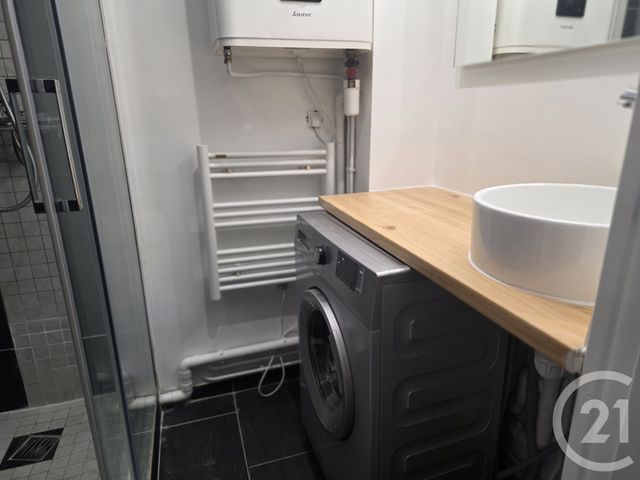 Appartement F2 à louer - 2 pièces - 31.73 m2 - PARIS - 75019 - ILE-DE-FRANCE - Century 21 Flandre Crimée