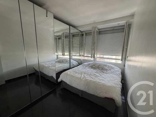 Appartement F4 à vendre - 4 pièces - 77.14 m2 - PARIS - 75019 - ILE-DE-FRANCE - Century 21 Flandre Crimée