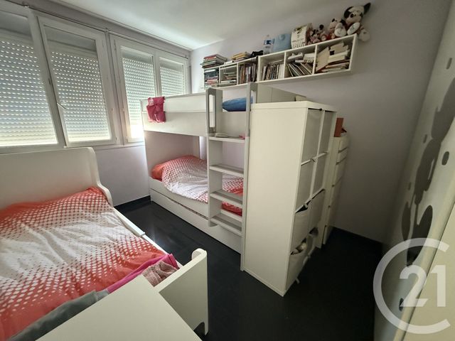 Appartement F4 à vendre - 4 pièces - 77.14 m2 - PARIS - 75019 - ILE-DE-FRANCE - Century 21 Flandre Crimée