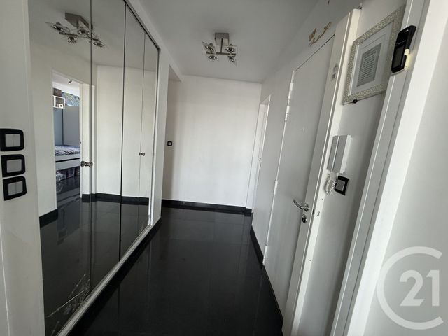 Appartement F4 à vendre - 4 pièces - 77.14 m2 - PARIS - 75019 - ILE-DE-FRANCE - Century 21 Flandre Crimée