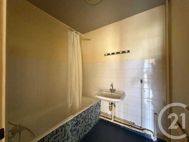 Appartement F2 à vendre - 2 pièces - 34.3 m2 - PARIS - 75019 - ILE-DE-FRANCE - Century 21 Flandre Crimée