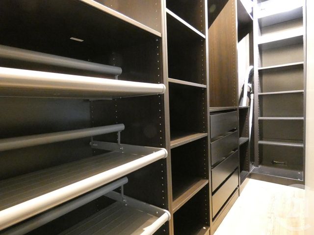 Appartement F3 à louer - 3 pièces - 70.39 m2 - PARIS - 75019 - ILE-DE-FRANCE - Century 21 Flandre Crimée