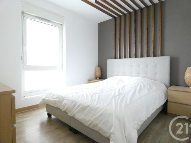 Appartement F3 à louer - 3 pièces - 70.39 m2 - PARIS - 75019 - ILE-DE-FRANCE - Century 21 Flandre Crimée