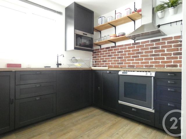 Appartement F3 à louer - 3 pièces - 70.39 m2 - PARIS - 75019 - ILE-DE-FRANCE - Century 21 Flandre Crimée
