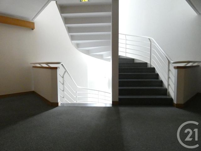 Appartement F3 à louer - 3 pièces - 70.39 m2 - PARIS - 75019 - ILE-DE-FRANCE - Century 21 Flandre Crimée