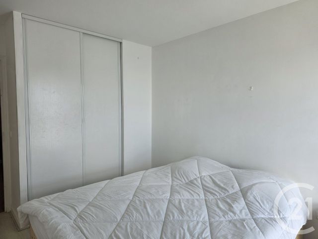 Appartement F3 à louer - 3 pièces - 73.69 m2 - PARIS - 75019 - ILE-DE-FRANCE - Century 21 Flandre Crimée