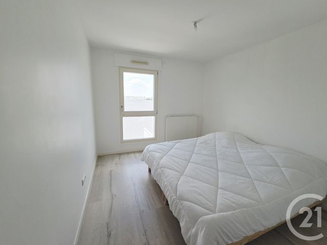 Appartement F3 à louer - 3 pièces - 73.69 m2 - PARIS - 75019 - ILE-DE-FRANCE - Century 21 Flandre Crimée