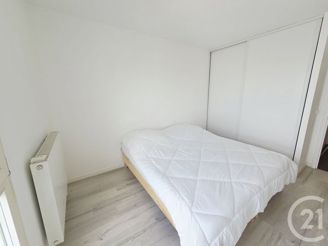 Appartement F3 à louer - 3 pièces - 73.69 m2 - PARIS - 75019 - ILE-DE-FRANCE - Century 21 Flandre Crimée