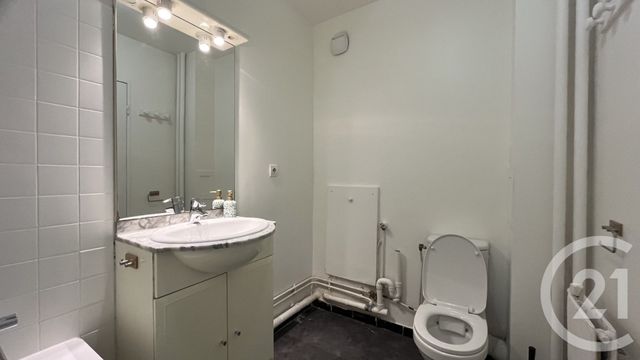 Appartement F2 à louer - 2 pièces - 44.37 m2 - PARIS - 75019 - ILE-DE-FRANCE - Century 21 Flandre Crimée