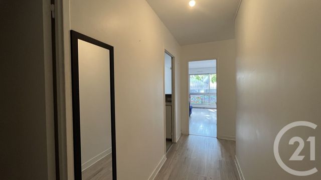 Appartement F2 à louer - 2 pièces - 44.37 m2 - PARIS - 75019 - ILE-DE-FRANCE - Century 21 Flandre Crimée