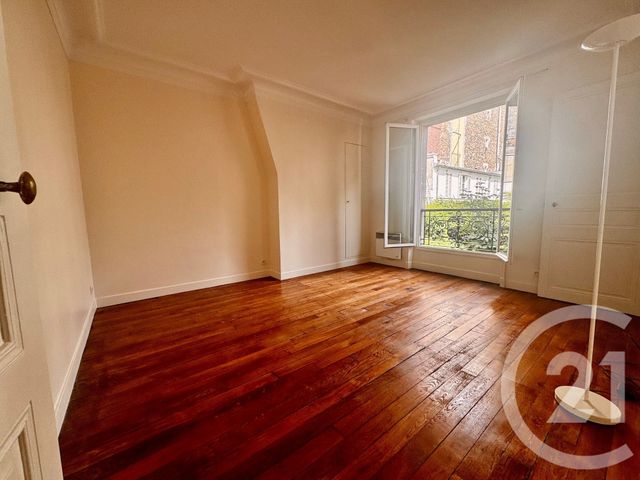 Appartement F2 à vendre - 2 pièces - 28.97 m2 - PARIS - 75018 - ILE-DE-FRANCE - Century 21 Flandre Crimée