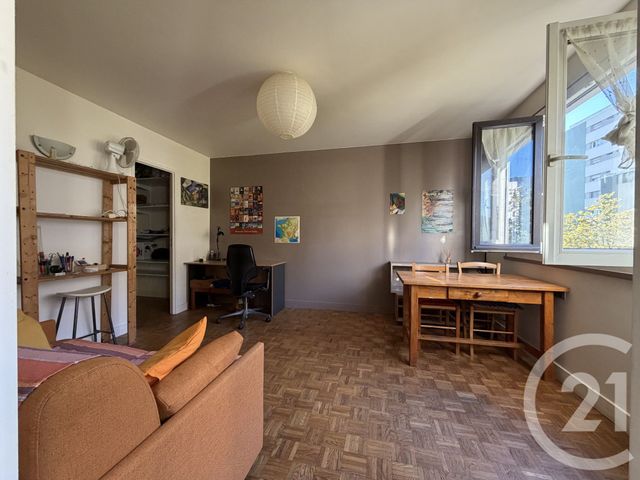 Appartement F1 à vendre - 1 pièce - 29.2 m2 - PARIS - 75019 - ILE-DE-FRANCE - Century 21 Flandre Crimée