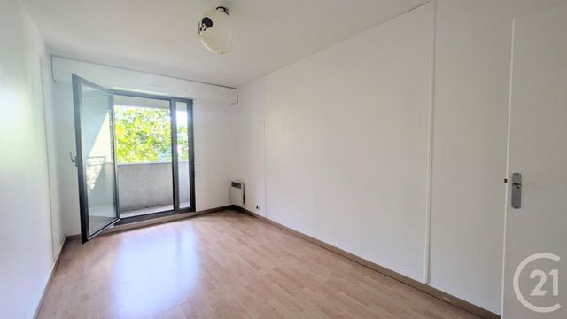 Appartement F3 à vendre - 3 pièces - 73.64 m2 - PARIS - 75019 - ILE-DE-FRANCE - Century 21 Flandre Crimée