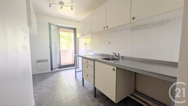 Appartement F3 à vendre - 3 pièces - 73.64 m2 - PARIS - 75019 - ILE-DE-FRANCE - Century 21 Flandre Crimée