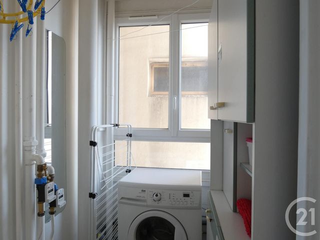 Appartement F2 à louer - 2 pièces - 51.1 m2 - PARIS - 75019 - ILE-DE-FRANCE - Century 21 Flandre Crimée