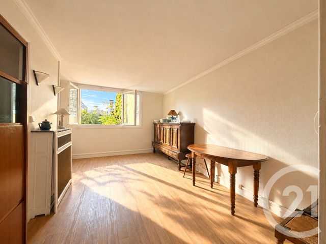 Appartement F2 à vendre PARIS