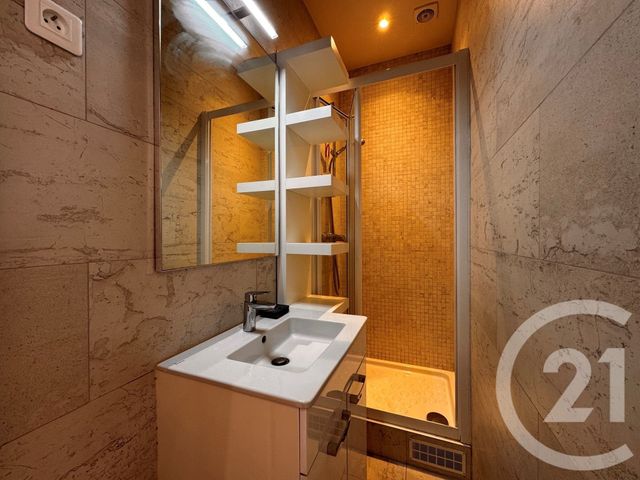 Appartement F2 à vendre - 2 pièces - 34.2 m2 - PARIS - 75019 - ILE-DE-FRANCE - Century 21 Flandre Crimée