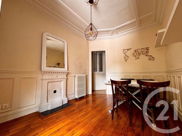 Appartement F2 à vendre - 2 pièces - 34.2 m2 - PARIS - 75019 - ILE-DE-FRANCE - Century 21 Flandre Crimée