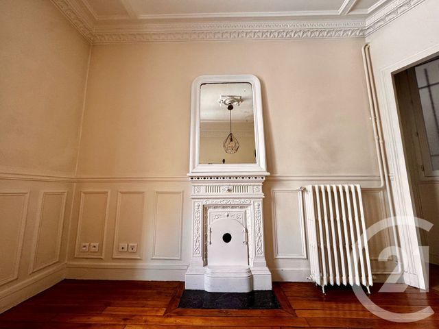 Appartement F2 à vendre - 2 pièces - 34.2 m2 - PARIS - 75019 - ILE-DE-FRANCE - Century 21 Flandre Crimée