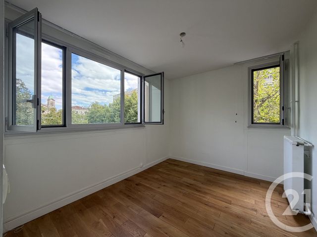 Appartement F3 à vendre - 3 pièces - 70.03 m2 - PARIS - 75019 - ILE-DE-FRANCE - Century 21 Flandre Crimée