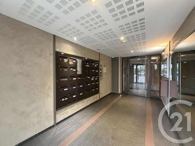 Appartement F2 à vendre - 2 pièces - 41.42 m2 - PARIS - 75019 - ILE-DE-FRANCE - Century 21 Flandre Crimée