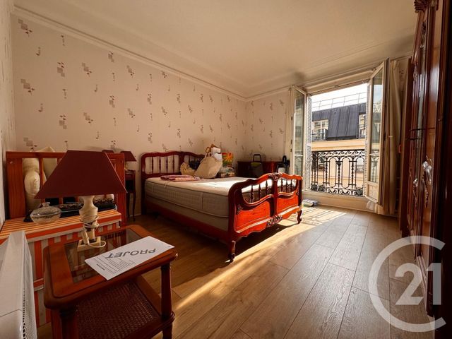 Appartement F3 à vendre - 3 pièces - 60.0 m2 - PARIS - 75019 - ILE-DE-FRANCE - Century 21 Flandre Crimée