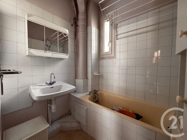 Appartement F3 à vendre - 3 pièces - 60.0 m2 - PARIS - 75019 - ILE-DE-FRANCE - Century 21 Flandre Crimée